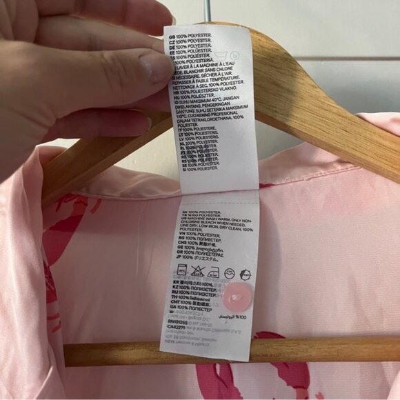 H&M Lobster Print Satin Pajamas - Picture 6 of 13